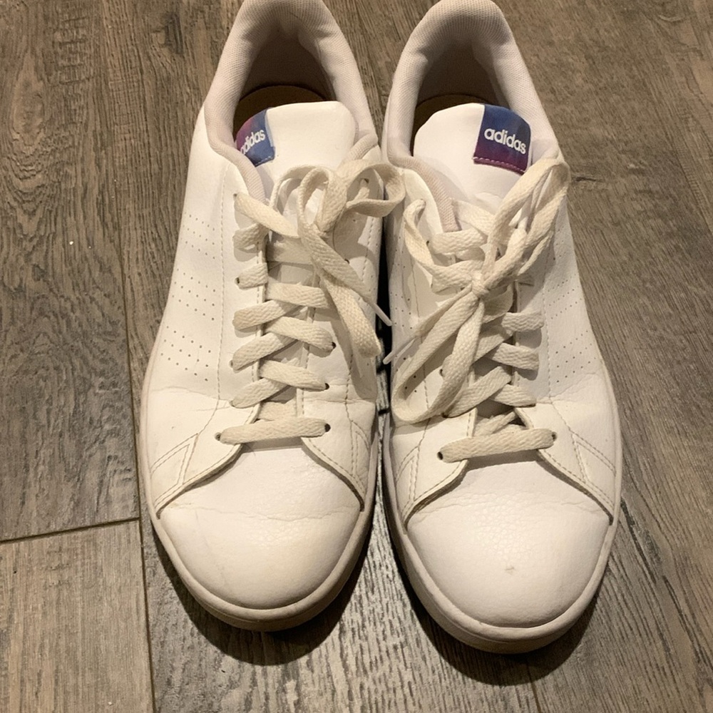 White adidas tennis shoes